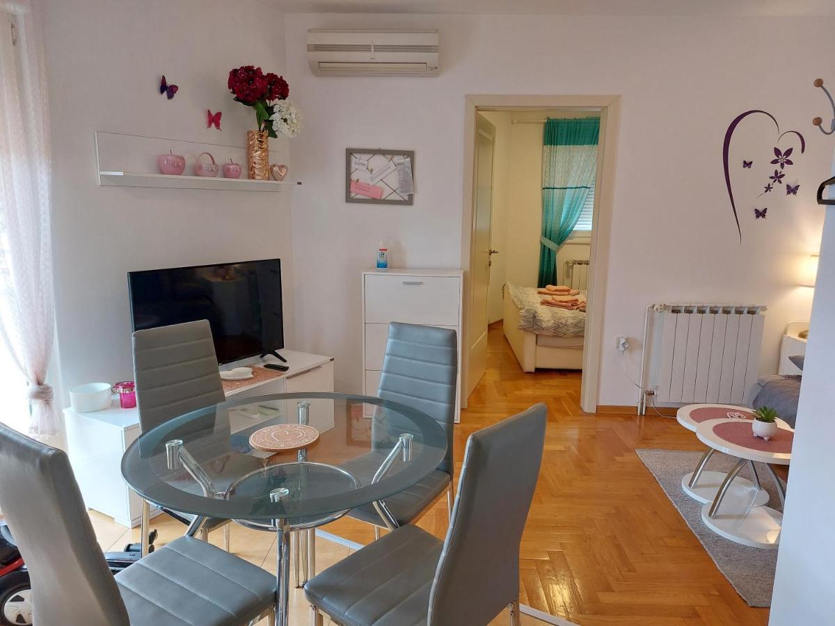 Apartman Suzy Pula Exteriér fotografie